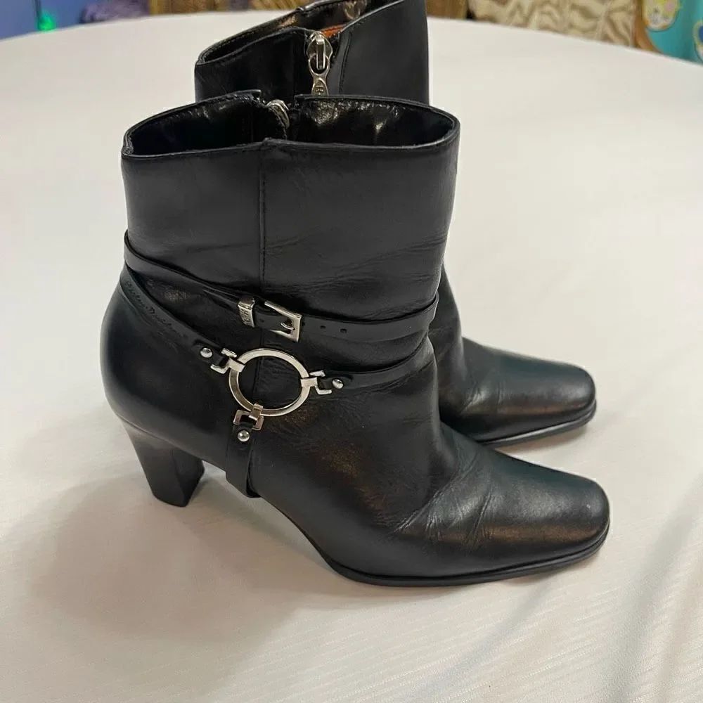 Harley Davidson Harness Ring Biker Heel Bootie 84333 Black Leather Size 7.5 7 /2